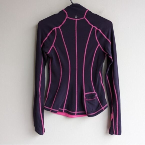 Lululemon pink reversible Run: U-Turn Pullover long sleeve shirt - Picture 4 of 7